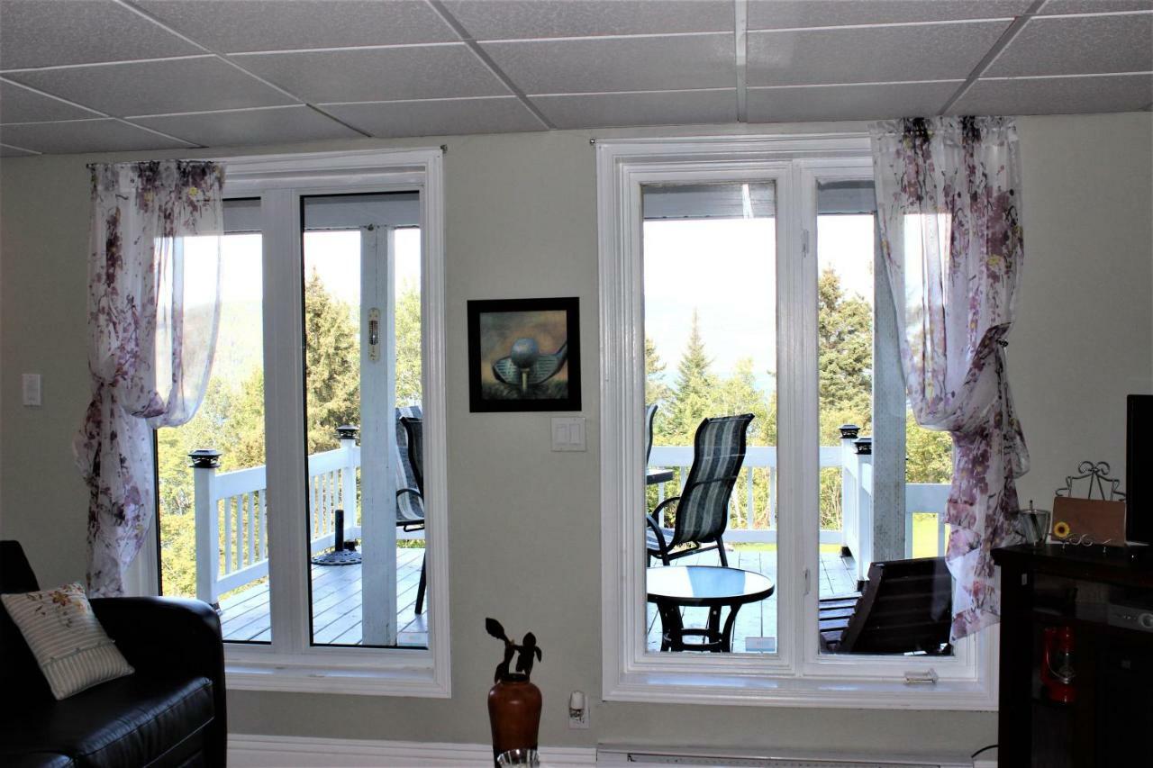 Panoramique Du Fjord Apartment L'Anse-Saint-Jean Luaran gambar